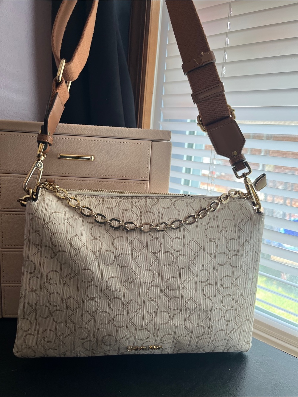 Calvin Klein Women’s Cream and Brown Double-Zip Crossbody Bag